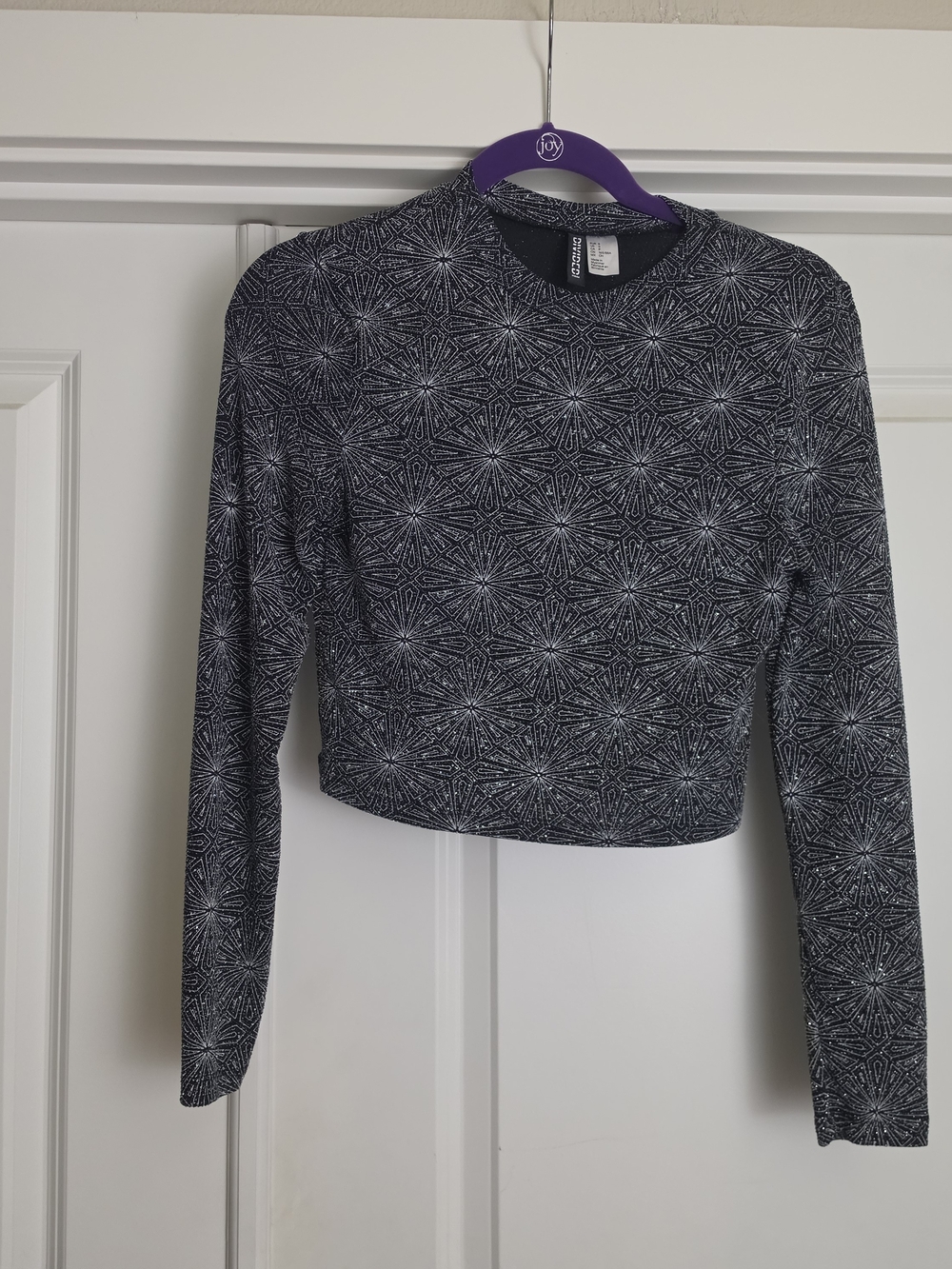 Divided H&M Women's Black Patterned Sparkly Long-Sleeve Crop Top